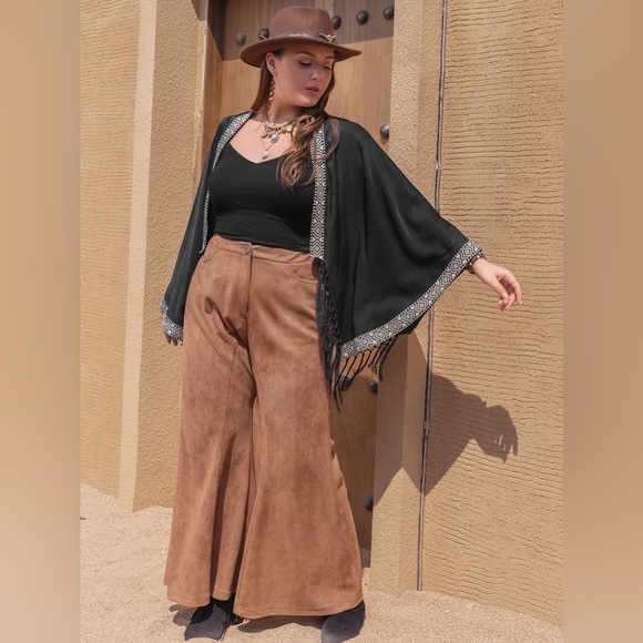 Plus Size Geometric Open Front Fringe Hem Cardigan - Picture 6 of 6